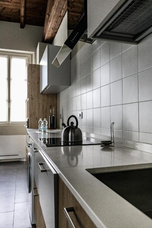 Via Natta - San Siro Apartments - 4 People Μιλάνο Εξωτερικό φωτογραφία